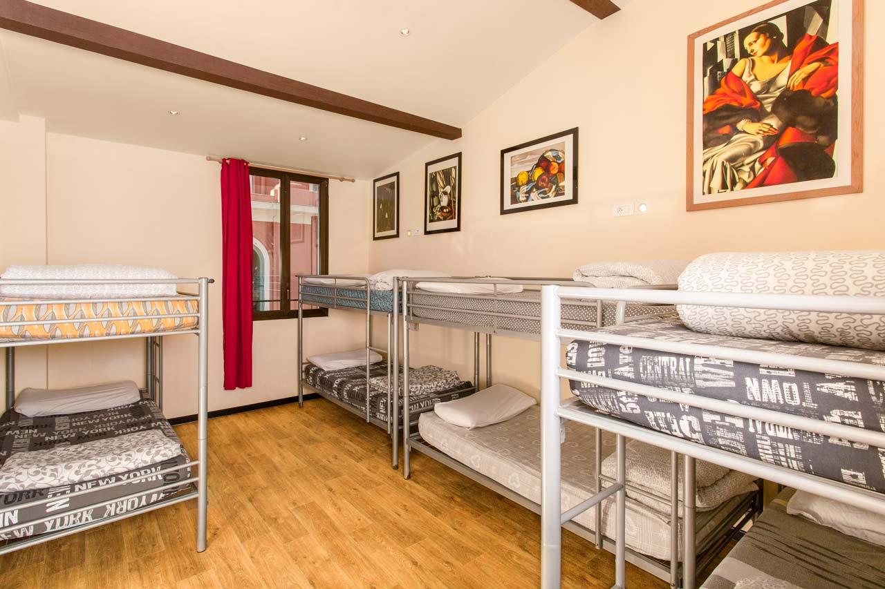 Villa Saint Exupery Beach Hostel Nice Exterior photo Hostel room in Prague, Czech Republic